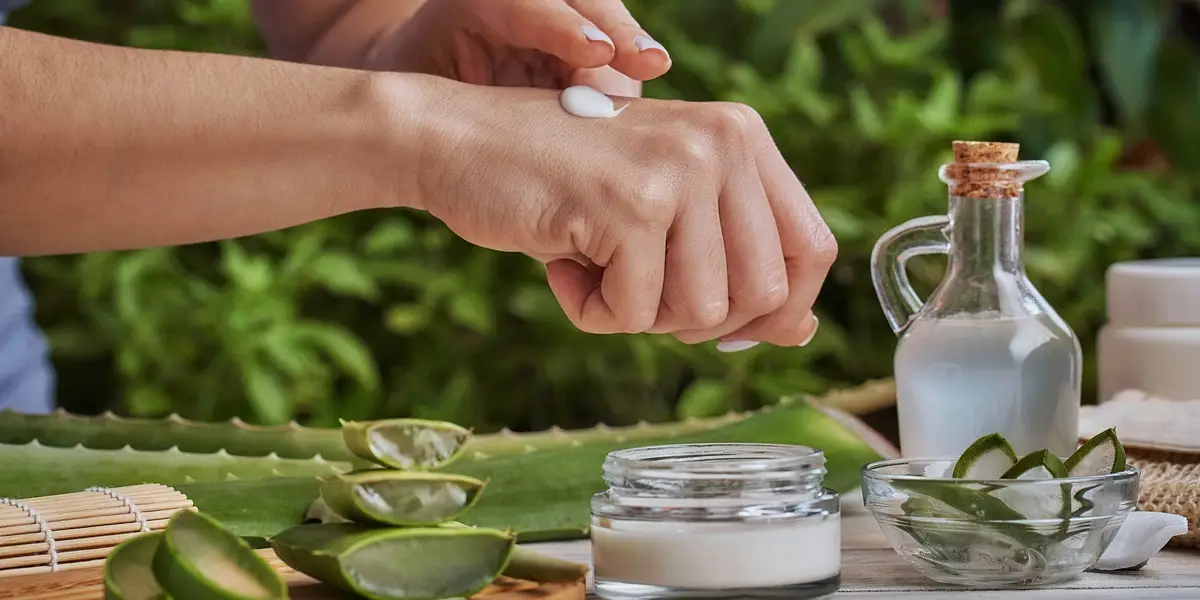 Entdecken Sie die Aloe Propolis Creme bei Ihrem Unabhängigen Distributor von Forever Living Products