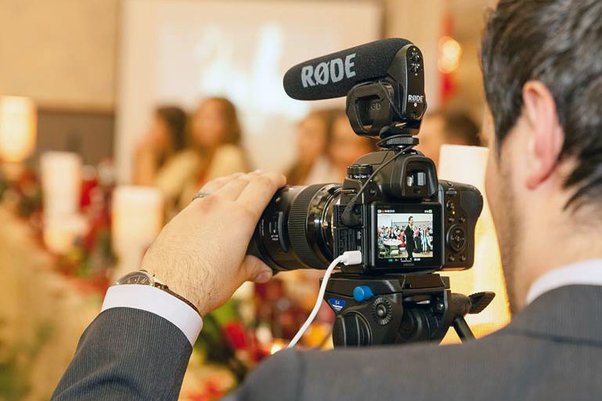 Die besten Kameras für Hochzeit Videograf Düsseldorf im Jahr 2024